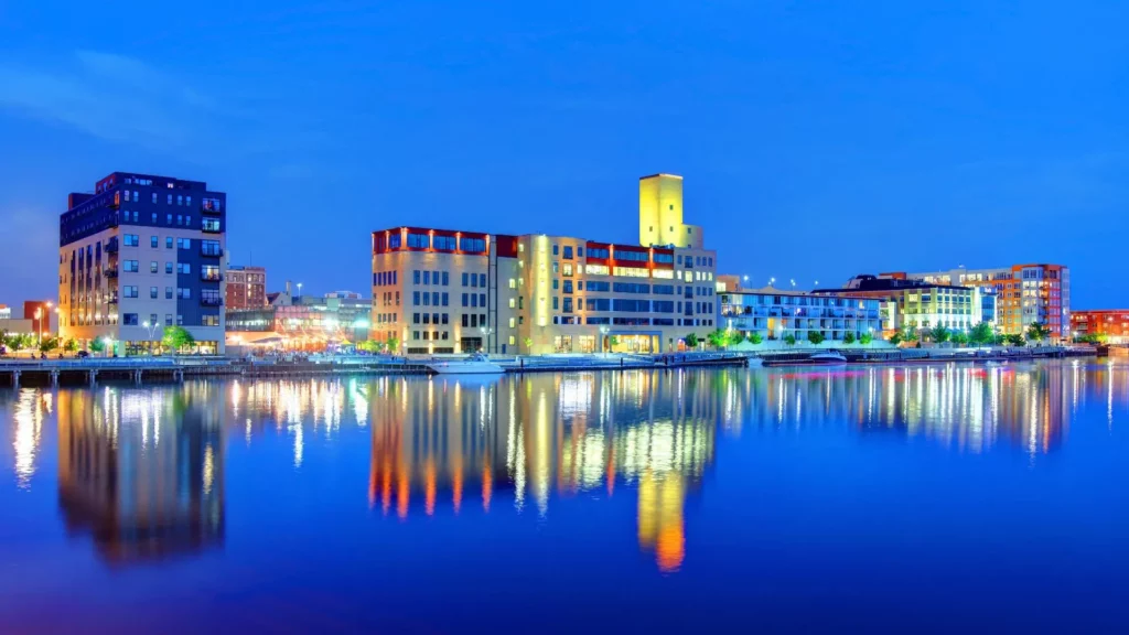 Green-Bay-Wisconsin-Relocation-Guide